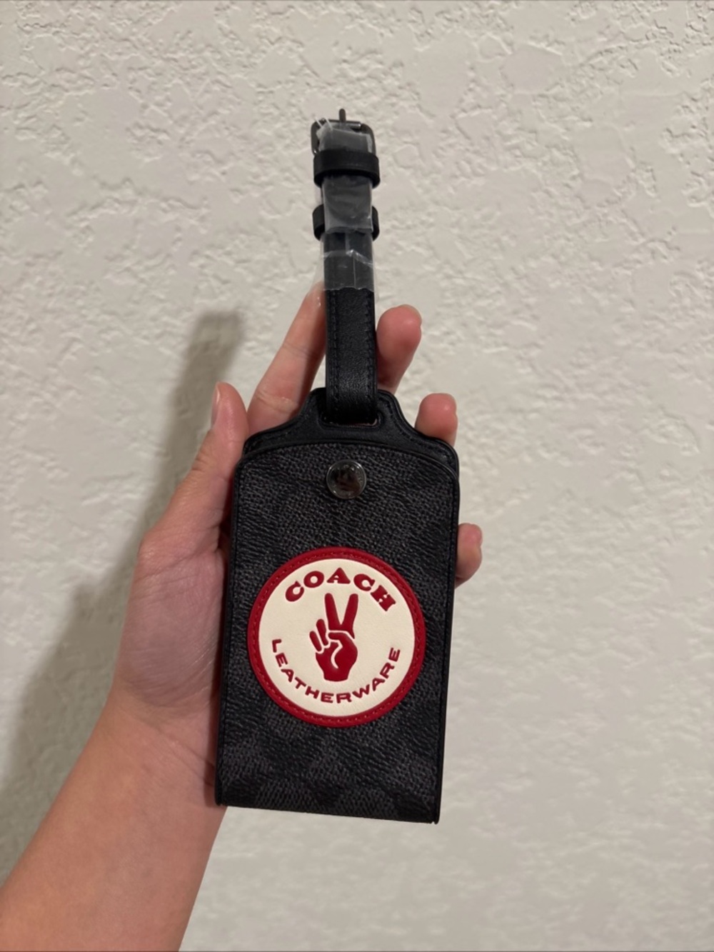 NWT Coach Black Leatherware Luggage Tag with White Red Patch